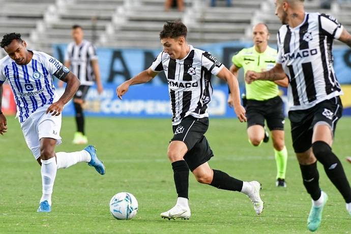 Nhận định soi kèo Cerro Largo vs Wanderers, 7h30 ngày 19/11: Lịch sử lên tiếng